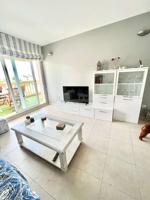 Apartamento de 3 dormitorios en alquiler en Jávea, Alicante photo 0