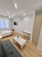 Apartamento de 1 dormitorio en alquiler en Hortaleza photo 0