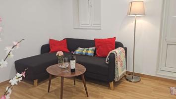 Piso de 2 habitaciones en alquiler en Santiago de Compostela. photo 0