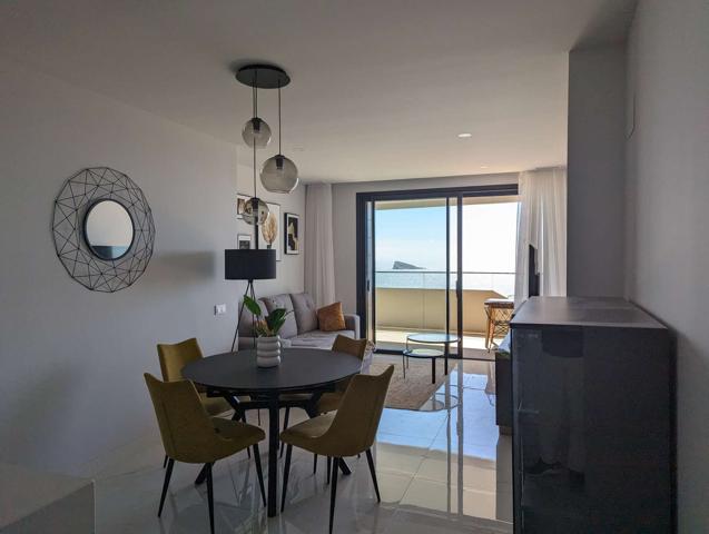 Apartamento de 2 dormitorios en alquiler en Benidorm, gastos incluidos photo 0