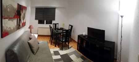 Apartamento de 2 habitaciones en alquiler en San Roque photo 0