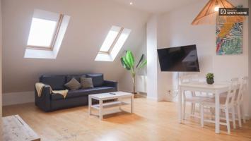 Piso de 1 dormitorio en alquiler en Madrid centro photo 0