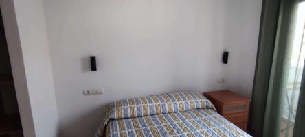 Apartamento de 1 dormitorio en alquiler en Roquetas De Mar, Almería photo 0