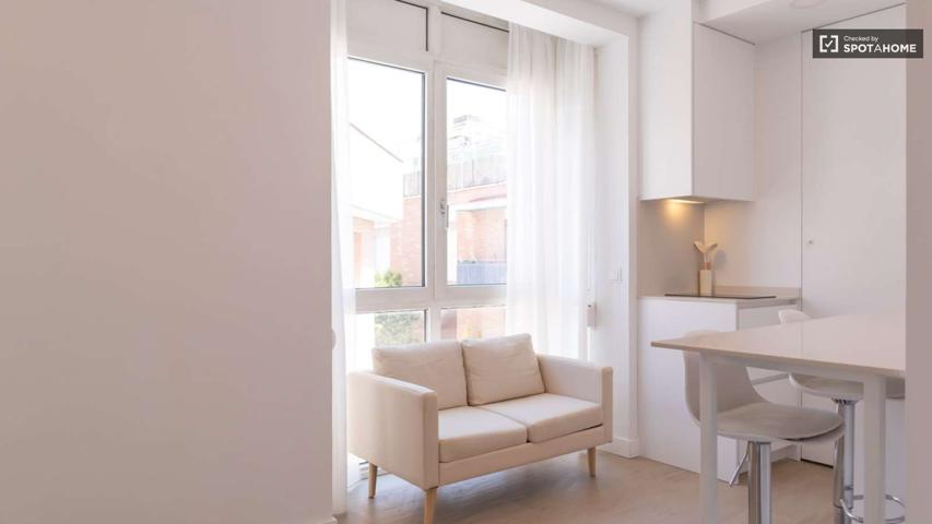 Estudio en alquiler en Salamanca photo 0