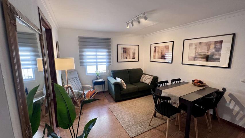 Apartamento de 3 dormitorios en alquiler en Mijas photo 0