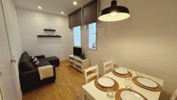 Apartamento de 1 dormitorio en alquiler en Delicias photo 0