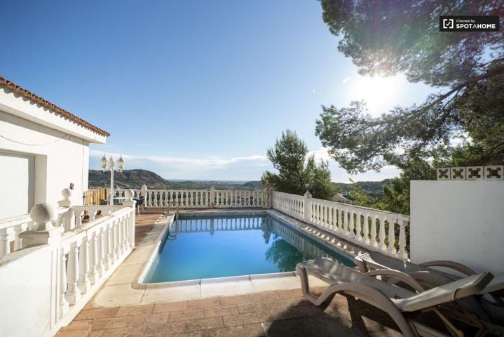 Estudio en alquiler en Gilet, con gastos incluidos photo 0