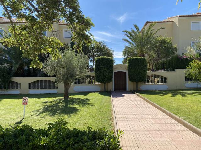 Apartamento de 3 dormitorios en alquiler en Jávea, se admiten mascotas. photo 0