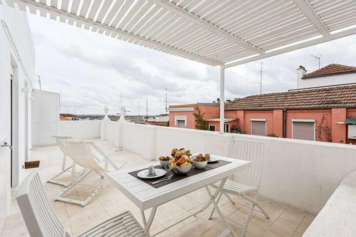 Piso de 2 habitaciones en alquiler en Tirso de Molina photo 0