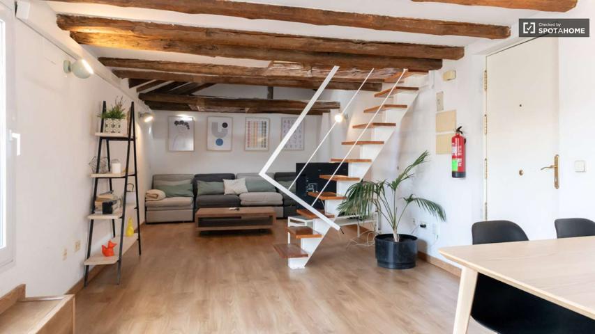 Apartamento de 1 dormitorio en alquiler en Sol photo 0