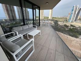 Apartamento de 2 dormitorios en alquiler en Benidorm. photo 0