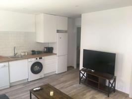 Piso de 1 dormitorio en alquiler en Málaga photo 0