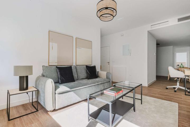 Se alquila apartamento de 1 dormitorio en El Palo, gastos incluidos. photo 0