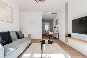 Se alquila apartamento de 1 dormitorio en El Palo, gastos incluidos. photo 0