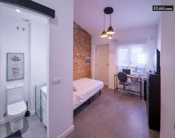 Estudio en alquiler en Burjassot, sin restricciones photo 0