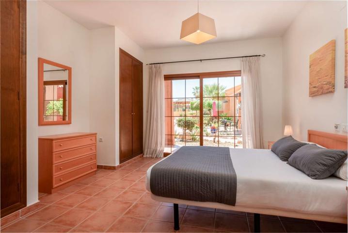 Bungalow de 1 dormitorio en alquiler en Alicante photo 0