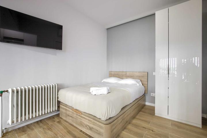 Estudio en alquiler en Bellas Vistas, Madrid photo 0