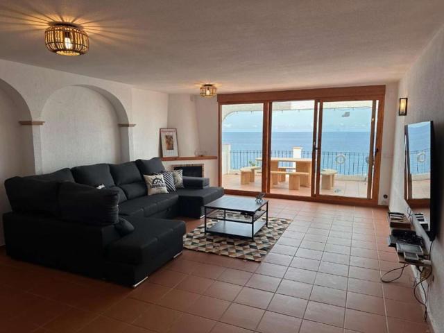Apartamento de 4 habitaciones en alquiler en Cala D'Or photo 0