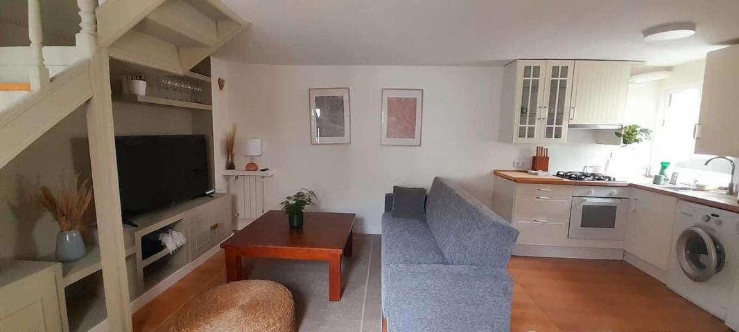 Se alquila apartamento de 1 dormitorio en Embajadores, se admiten parejas, se admiten mascotas. photo 0