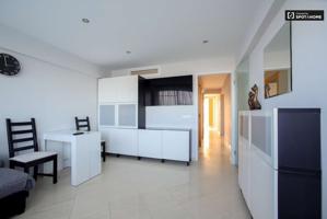 Increíble apartamento de 2 dormitorios en El Perellonet photo 0