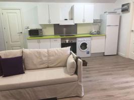 Piso de 2 habitaciones en alquiler en Villanueva del Pardillo, solo profesionales photo 0