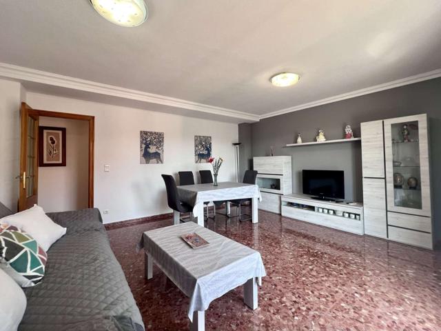 Se alquila piso de 3 habitaciones en Albal, gastos incluidos. photo 0