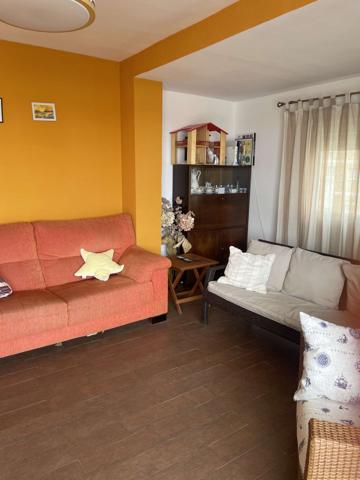 Piso de 3 habitaciones en alquiler en La Pobla de Farnals, algunos gastos incluidos photo 0