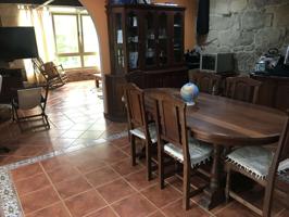 Piso de 4 habitaciones en alquiler en Mondariz, gastos incluidos photo 0