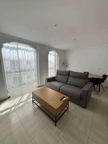 Apartamento de 1 dormitorio en alquiler en Benidorm photo 0