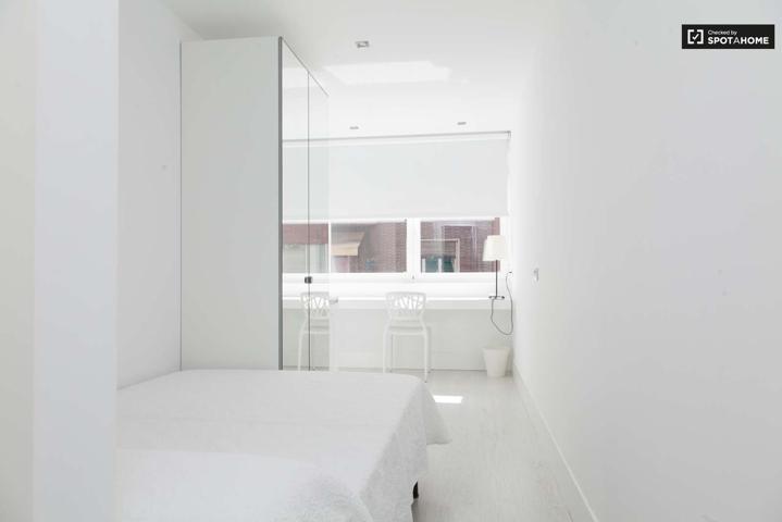 Amplia habitación con A - C en piso compartido, Salamanca photo 0