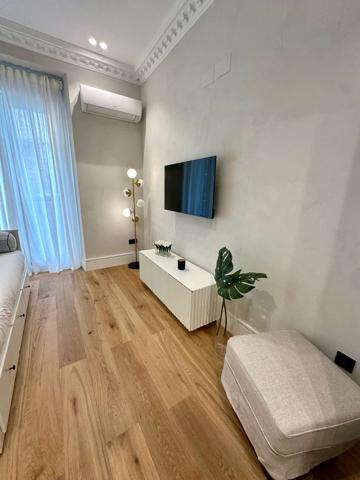 Apartamento en alquiler en Centro, Madrid photo 0
