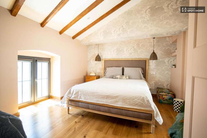 Piso de 2 habitaciones en alquiler en Godella, Valencia, perfecto para profesionales photo 0