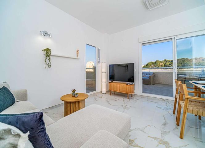 Se alquila piso de 2 habitaciones en Calp, gastos incluidos. photo 0