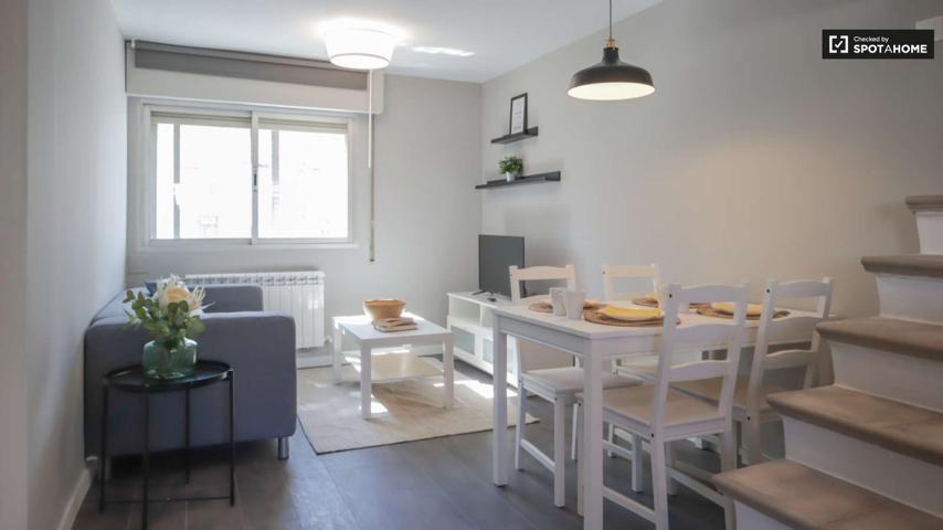Apartamento de 4 dormitorios en alquiler en madrid. photo 0