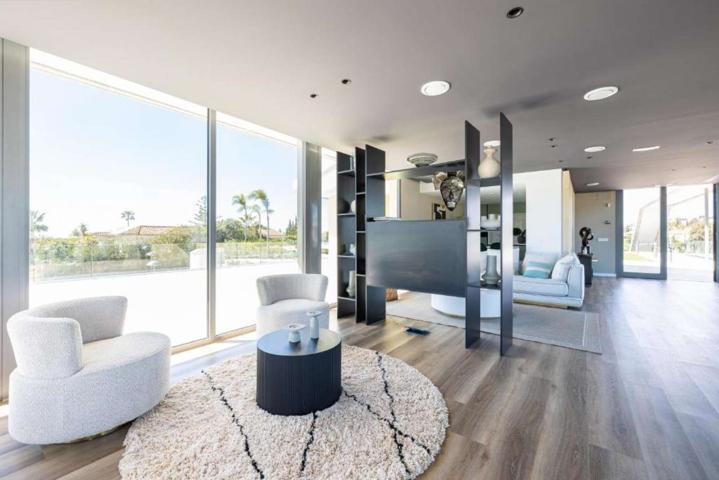 Apartamento de 3 dormitorios en alquiler en Mijas, Málaga, todos los gastos incluidos. photo 0