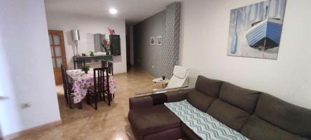 Se alquila piso de 3 habitaciones en Sobradillo, gastos incluidos. photo 0