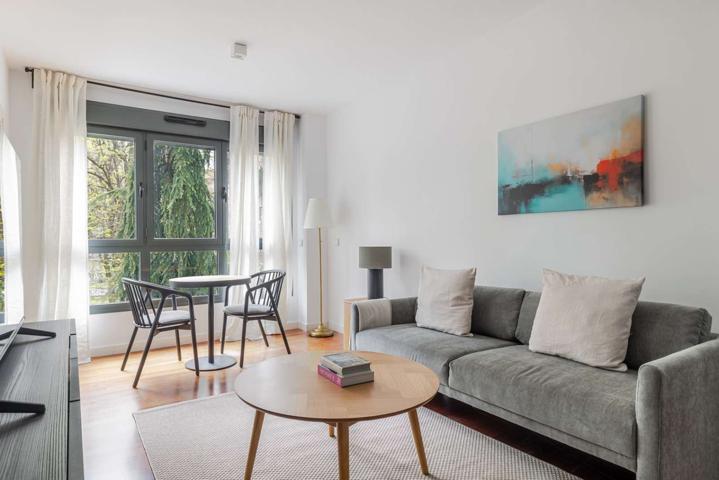 Se alquila apartamento de 1 dormitorio en El Viso, todos los gastos incluidos. photo 0