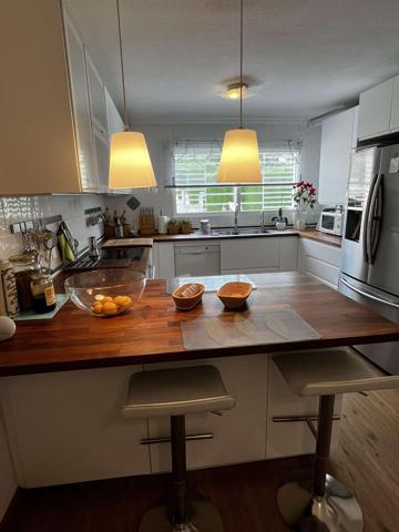 Se alquila piso de 2 habitaciones en Lloma Badada, Alicante, todos los gastos incluidos, perfecto para mujer. photo 0