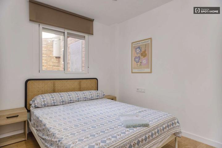 Piso de 2 habitaciones en alquiler en Sedaví photo 0