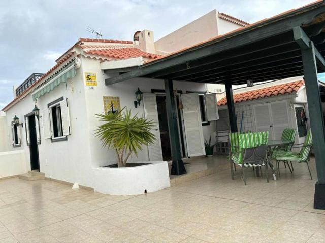 Se alquila piso de 2 habitaciones en Arico, gastos incluidos. photo 0