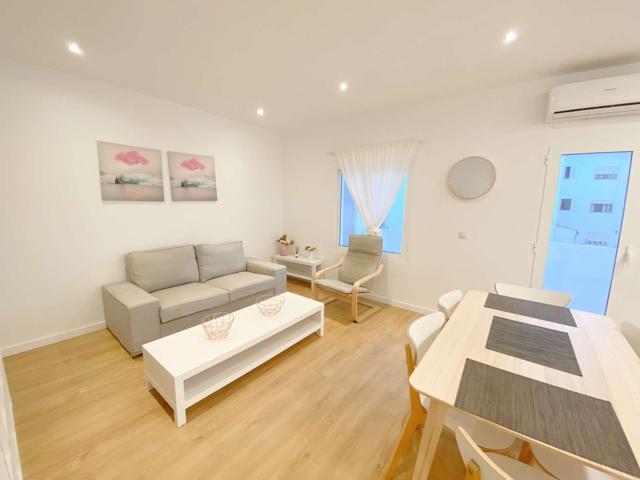 Piso de 3 habitaciones en alquiler en Bons Aires, Palma. photo 0