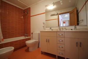 Apartamento de 3 dormitorios en alquiler en Orihuela, Alicante photo 0