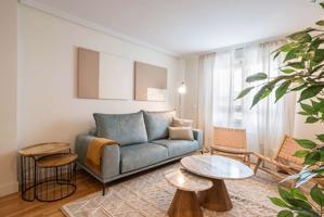 Apartamento de 3 dormitorios en alquiler en Nueva España photo 0