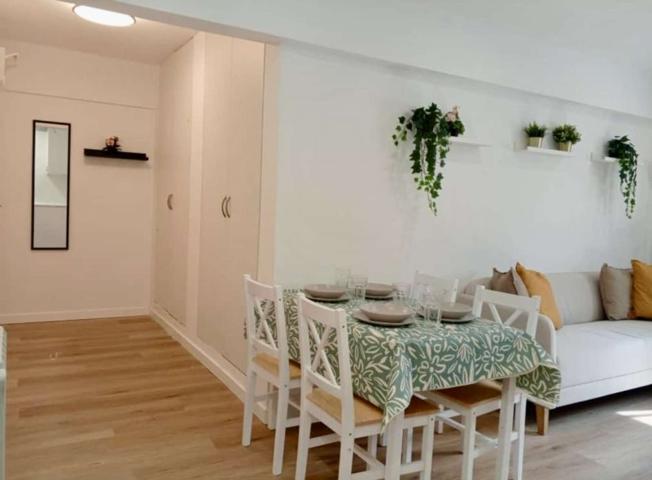 Piso de 3 habitaciones en alquiler en Santander, WiFi incluido photo 0