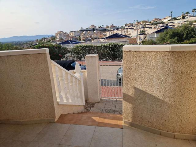 Se alquila apartamento de 2 dormitorios en Cd. Quesada, Alicante, con gastos incluidos. photo 0
