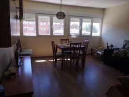 Piso de 3 habitaciones en alquiler en Zaragoza, gastos incluidos photo 0