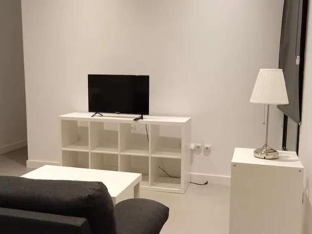 Se alquila piso de 2 habitaciones en Guillena. photo 0