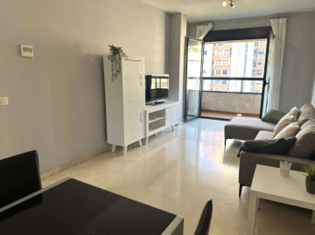 Piso de 1 dormitorio en alquiler en Camí Real, perfecto para trabajadores y estudiantes de postgrado. photo 0