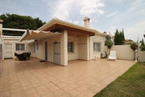 Apartamento de 3 dormitorios en alquiler en Orihuela photo 0
