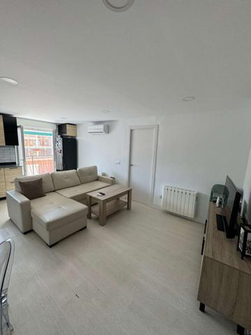 Piso de 2 dormitorios en alquiler en Leganés. photo 0